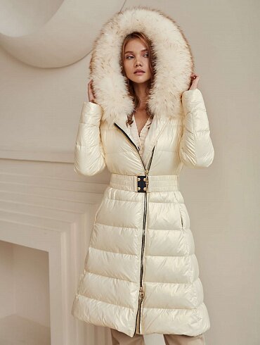 Пуховик AMALIA WHITE COLECTION